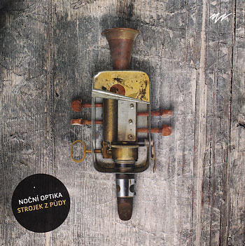 Nocni Optika: Strojek Z Pudy